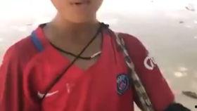 柬埔寨网红少年唱歌视频,一夜爆红引全球关注